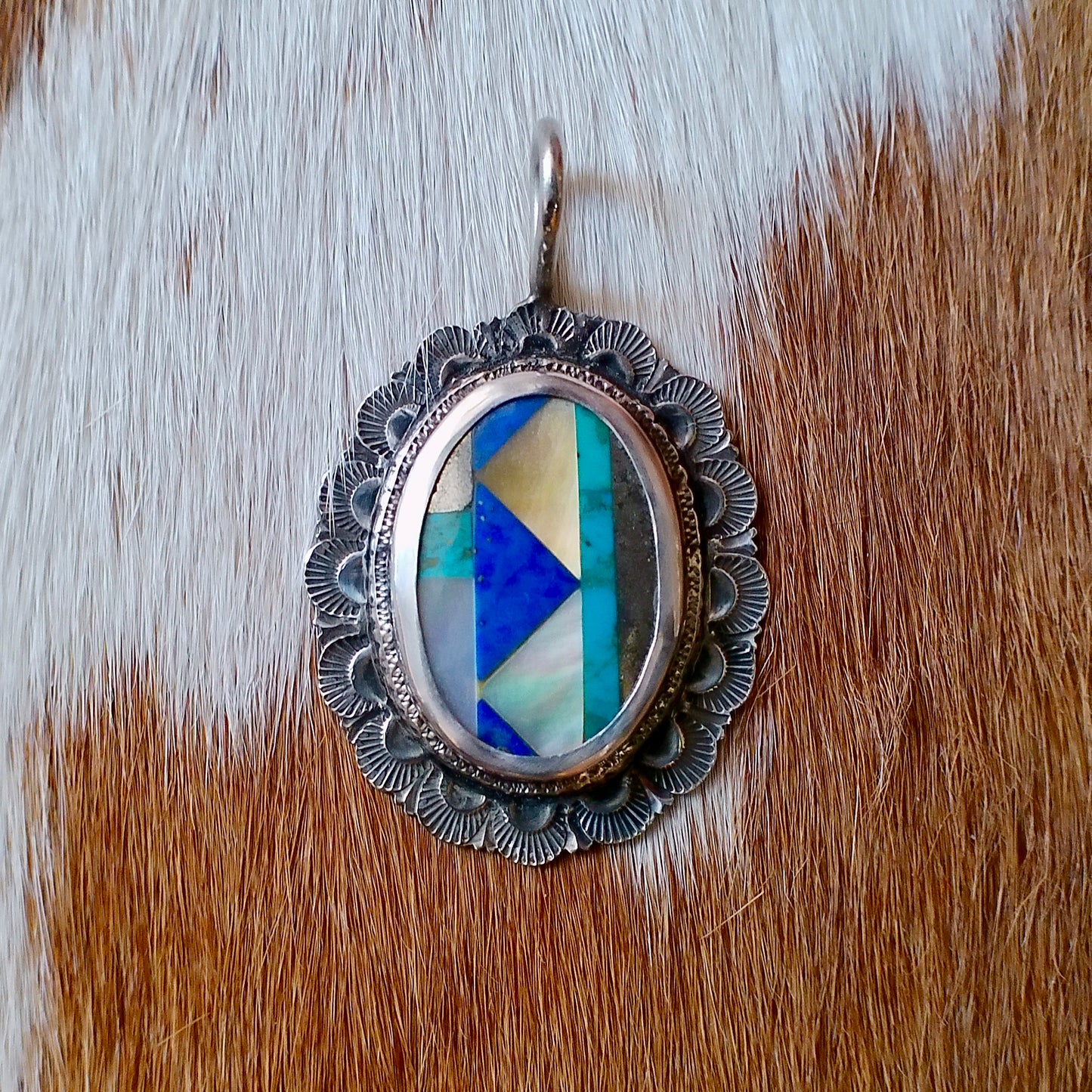 Vintage Geometric-Inlay Stone Pendant
